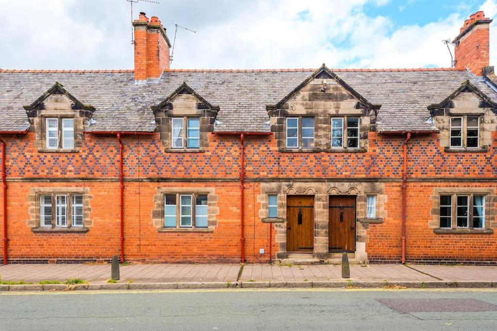 Kingsley Kottage Vila Hough Green Exterior foto