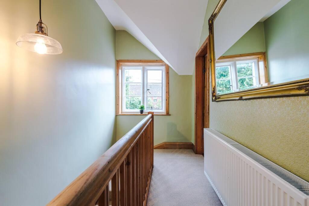 Kingsley Kottage Vila Hough Green Exterior foto